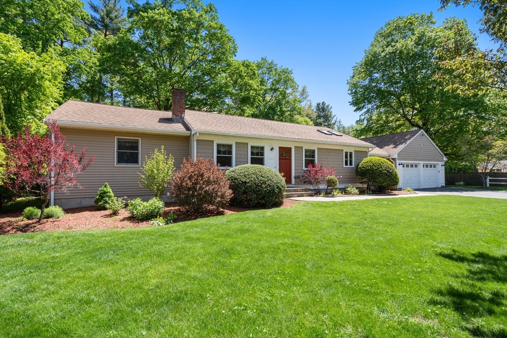56 Landham Road Sudbury, MA 01776 - Photo 3 of 39 Gallery Image 3