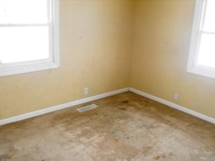 129 South 11th Street Rochelle, IL 61068 - Photo 3 of 6