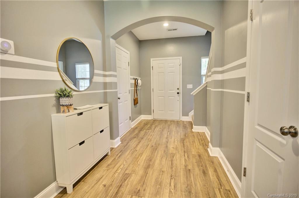 1200 Skyview Road Charlotte, NC 28208 - Photo 5 of 28 Gallery Image 5