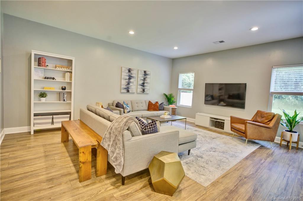 1200 Skyview Road Charlotte, NC 28208 - Photo 8 of 28 Gallery Image 8