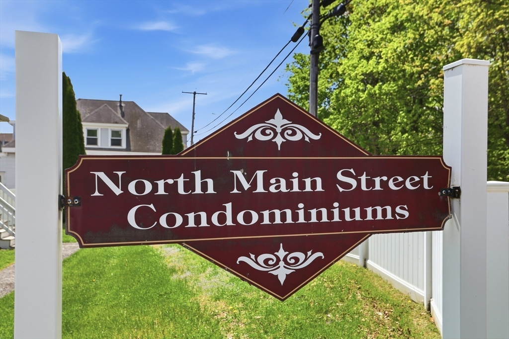 1185 Main Street, Unit 4 Clinton, MA 01510 - Photo 3 of 36
