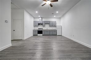 14310 Sweeney Road Houston, TX 77060 - Photo 6 of 12 Gallery Image 6