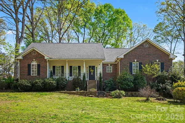 $395,000 | 270 Spicewood Circle, Troutman, NC 28166