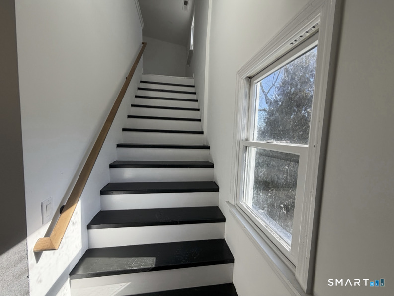 30 Dora Street Stamford, CT 06902 - Photo 13 of 18 a view of entryway
