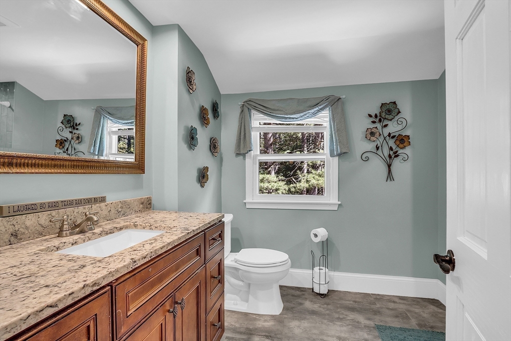 33 School Street Dunstable, MA 01827 - Photo 19 of 42