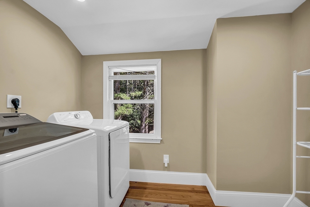 33 School Street Dunstable, MA 01827 - Photo 25 of 42