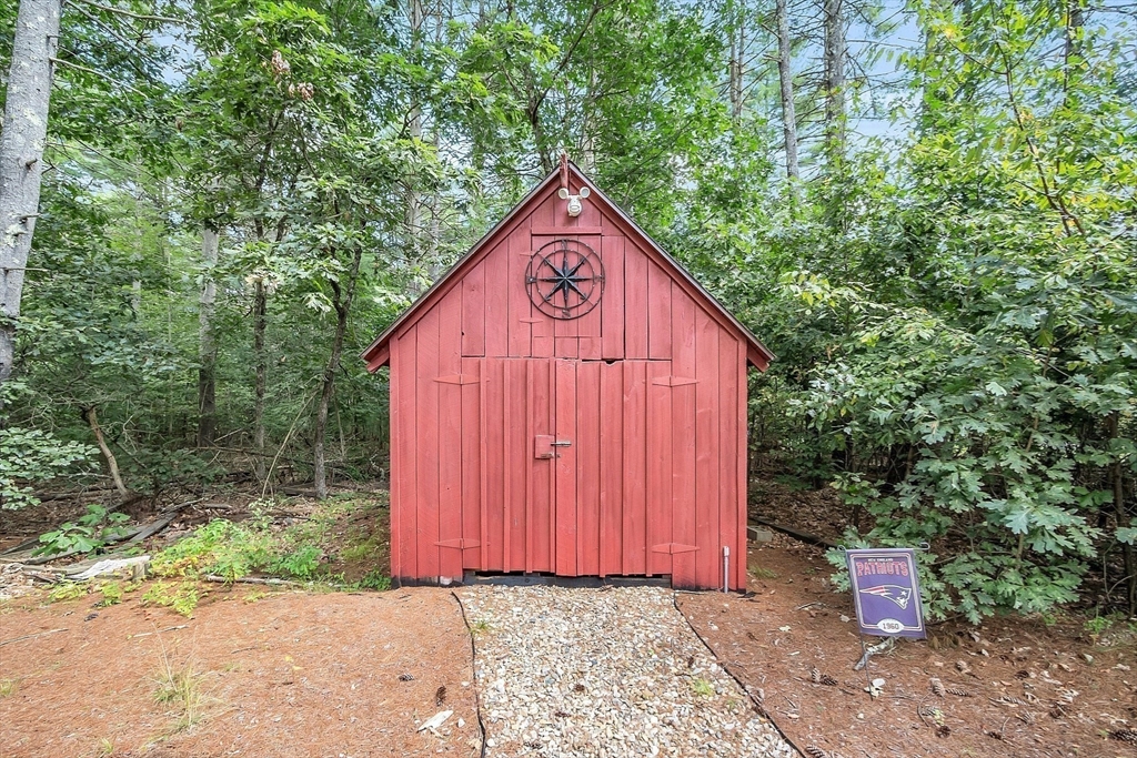 33 School Street Dunstable, MA 01827 - Photo 37 of 42