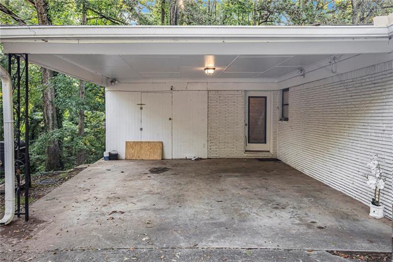 2210 Rhinehill Road Southeast Atlanta, GA 30315 - Photo 3 of 16