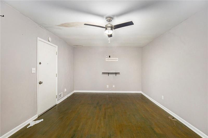 2210 Rhinehill Road Southeast Atlanta, GA 30315 - Photo 4 of 16