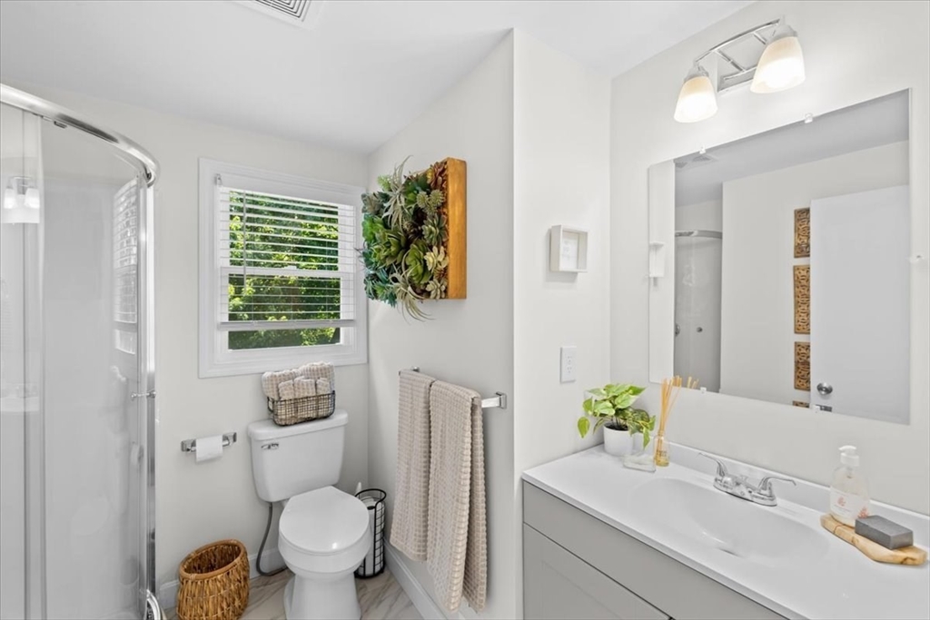 30 Chestnut Street Wrentham, MA 02093 - Photo 27 of 37