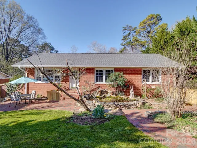 $579,999 | 2036 Edgewater Drive, Charlotte, NC 28210