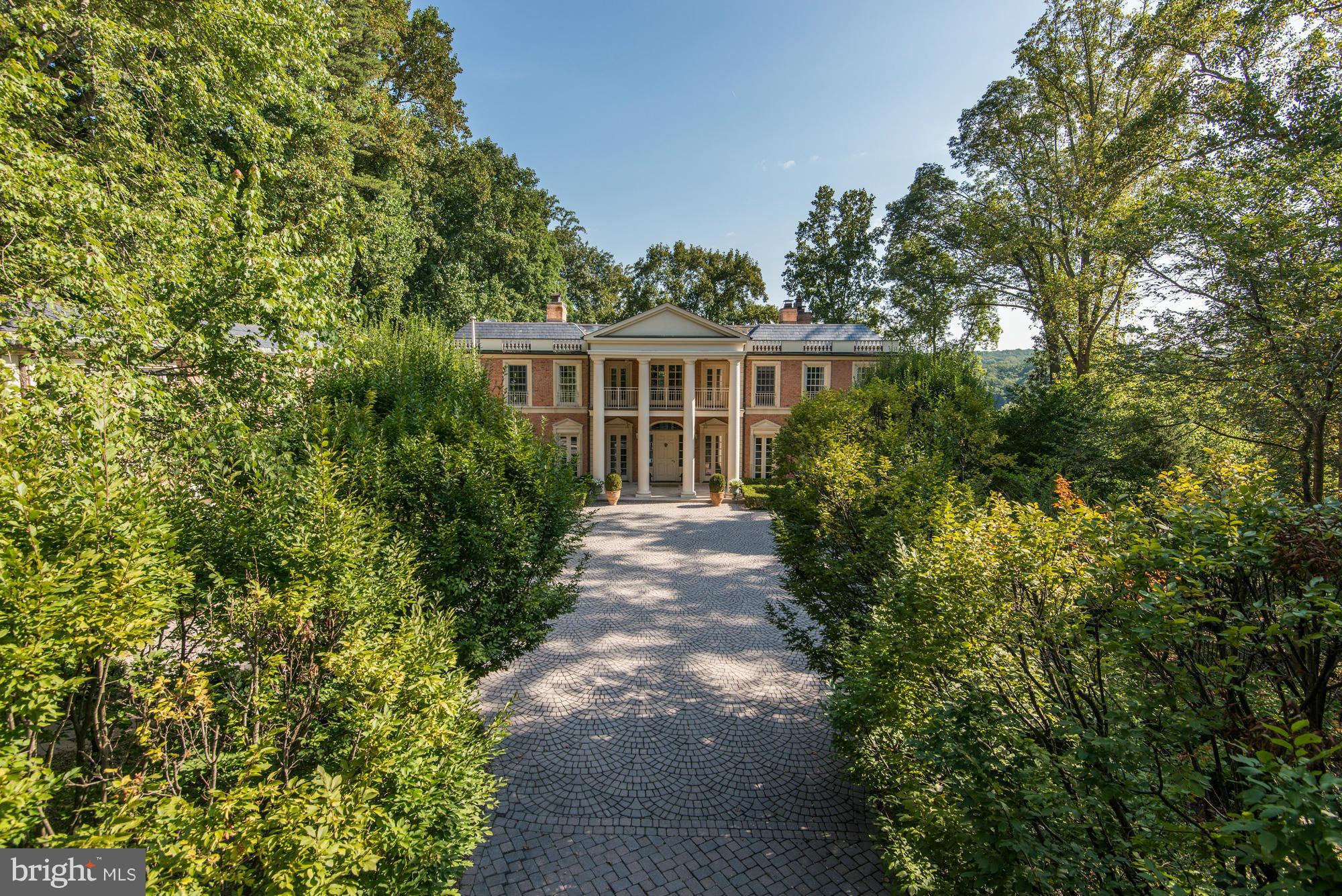 626 Chain Bridge Road McLean, VA 22101 - Photo 2 of 30 Exterior (Front)