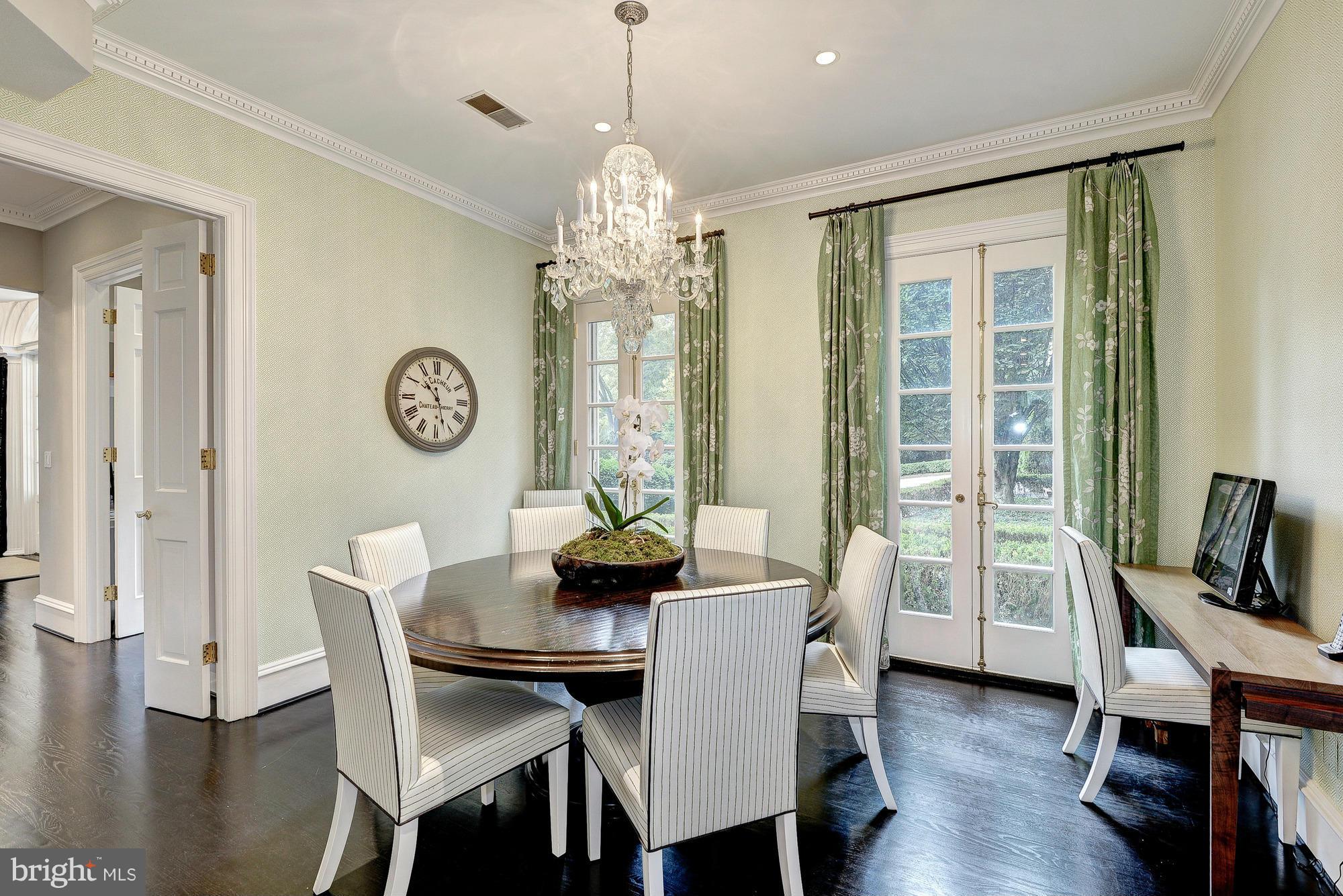 626 Chain Bridge Road McLean, VA 22101 - Photo 14 of 30 Breakfast Room