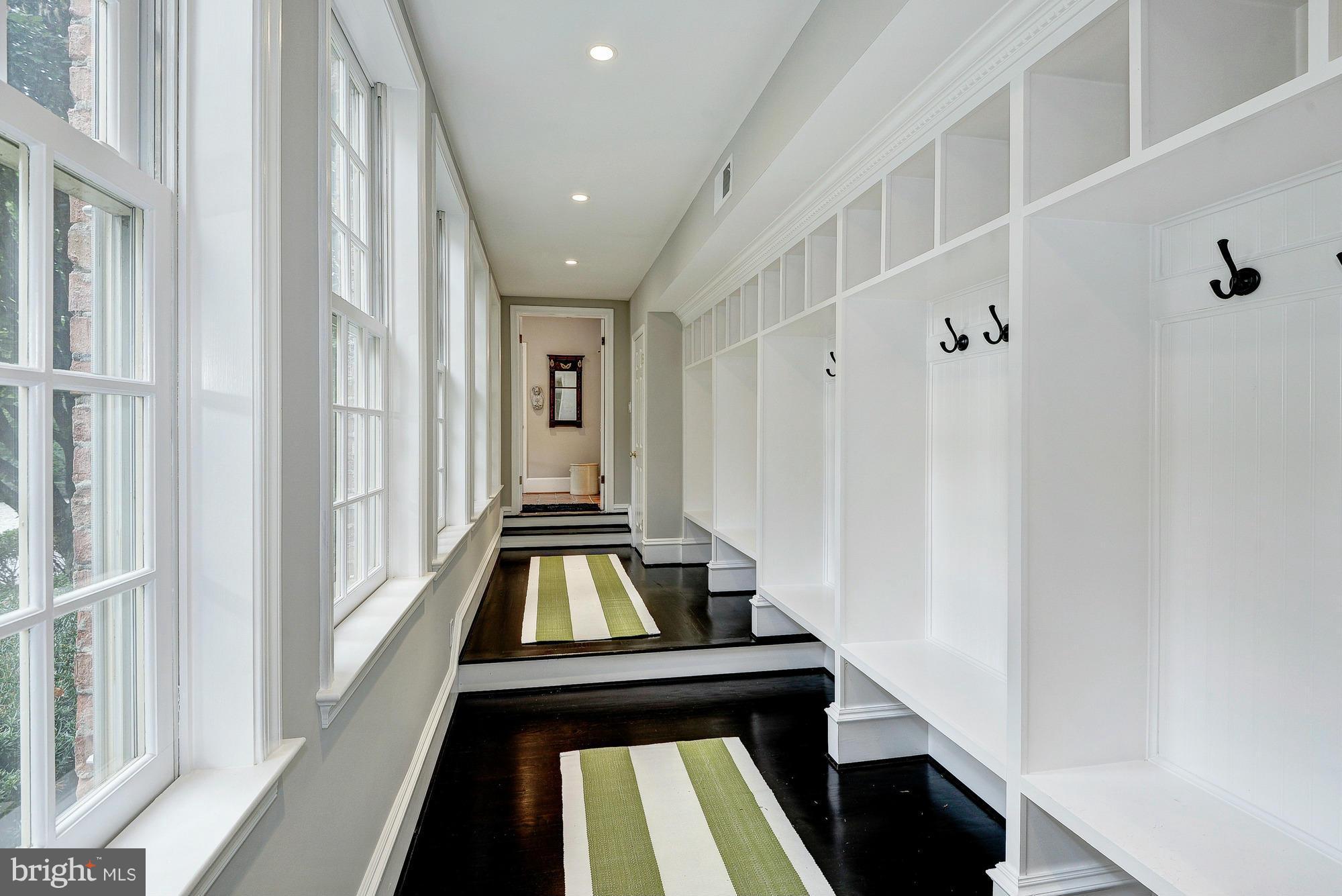 626 Chain Bridge Road McLean, VA 22101 - Photo 15 of 30 Gallery to Garage w/ cubbies