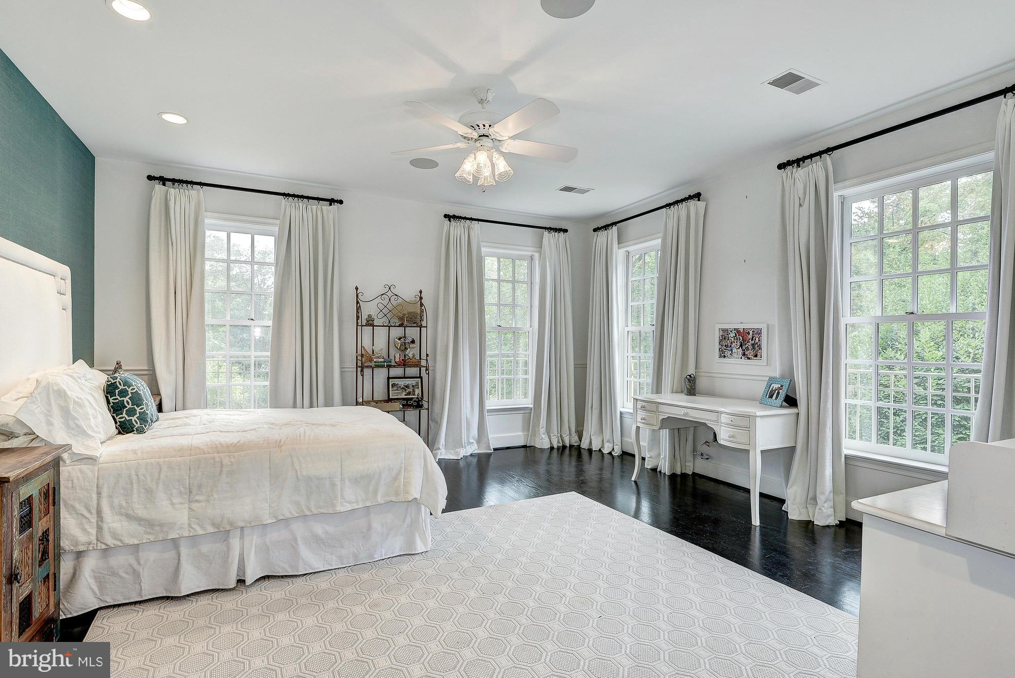 626 Chain Bridge Road McLean, VA 22101 - Photo 20 of 30 Bedroom