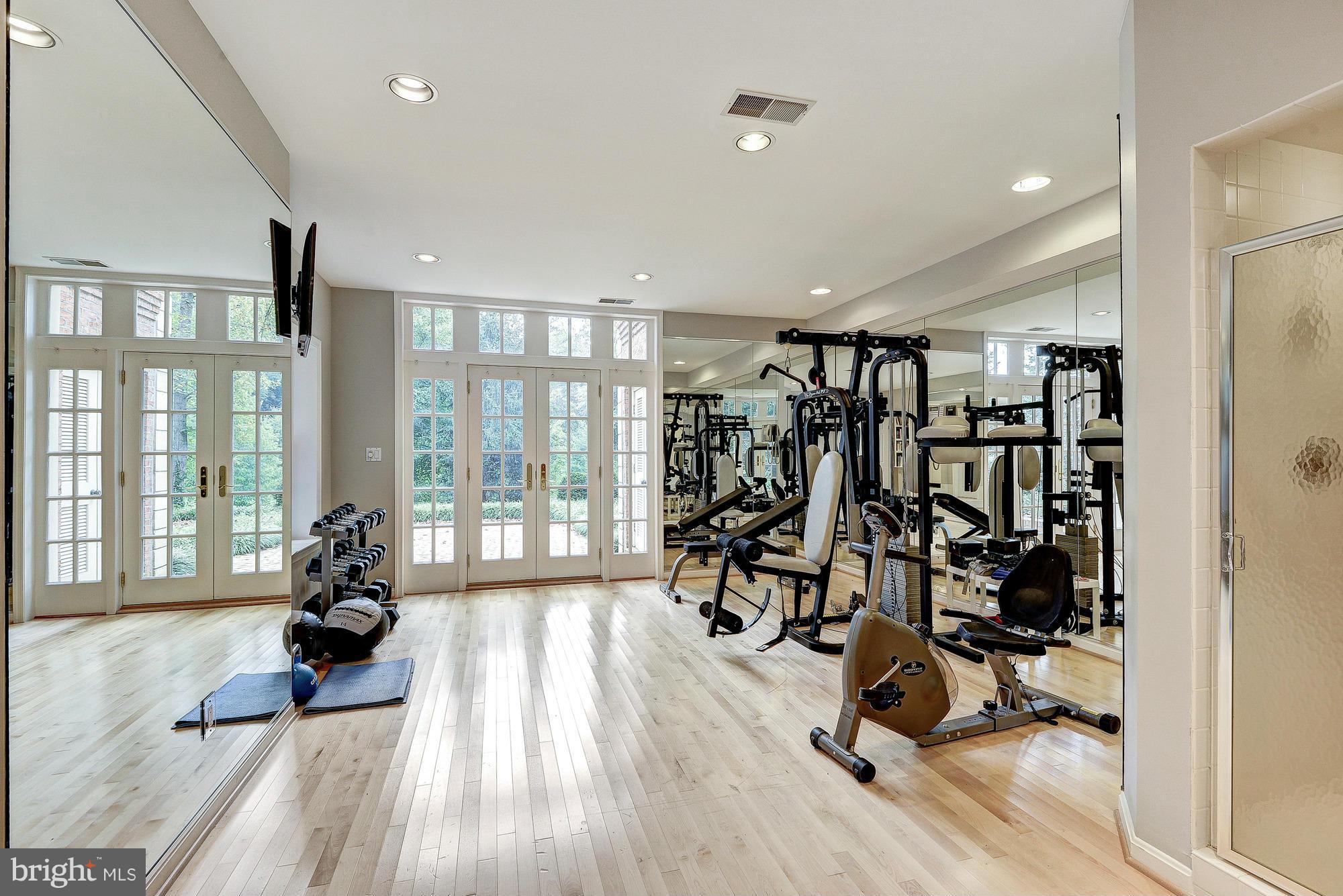 626 Chain Bridge Road McLean, VA 22101 - Photo 26 of 30 Exercise Room