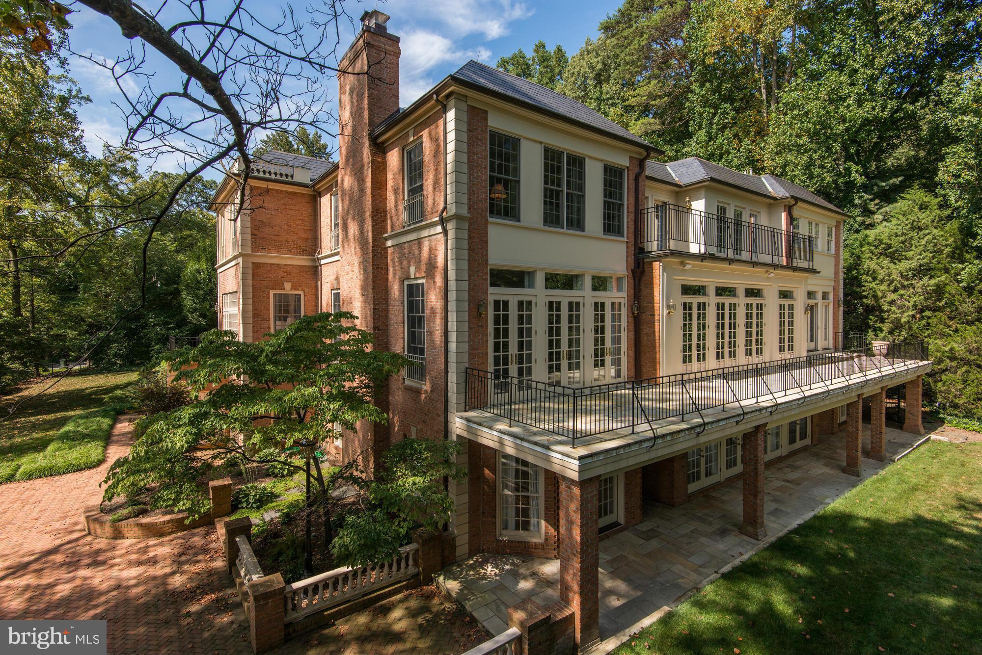 626 Chain Bridge Road McLean, VA 22101 - Photo 30 of 30 Exterior (Rear)