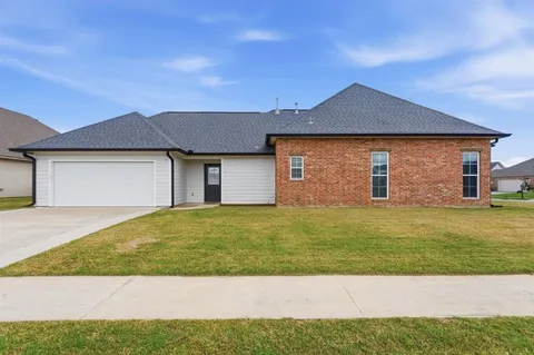 $237,400 | 308 Paisley Parkway, Sulphur, LA 70665