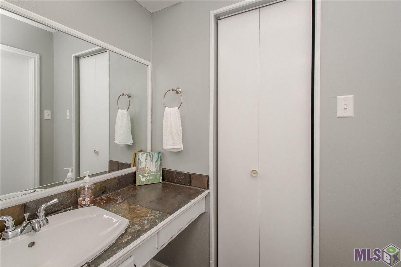 2222 Cedar Way Baton Rouge, LA 70806 - Photo 29 of 31 Gallery Image 29