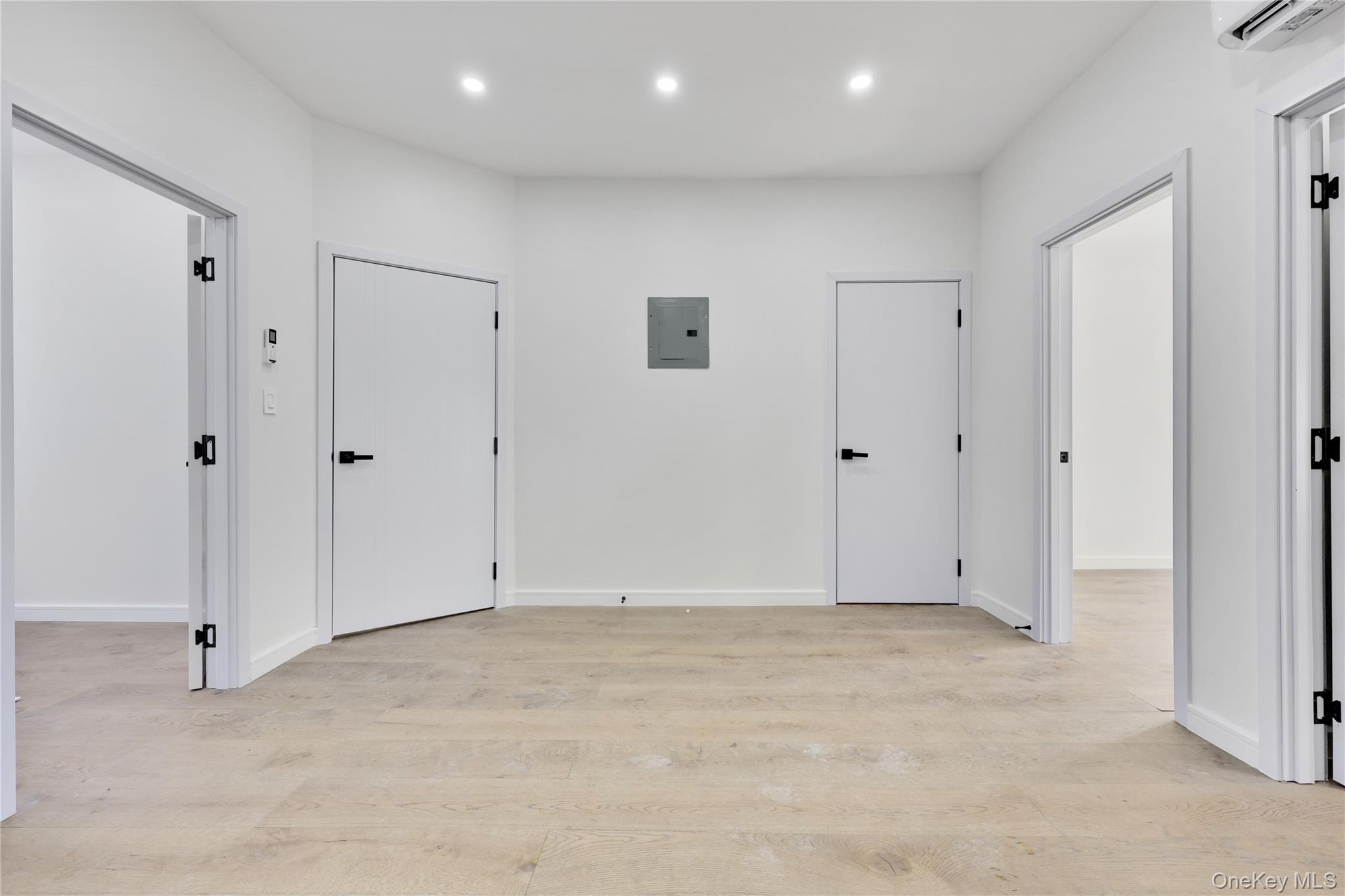 962 East 221st Street Bronx, NY 10469 - Photo 5 of 33