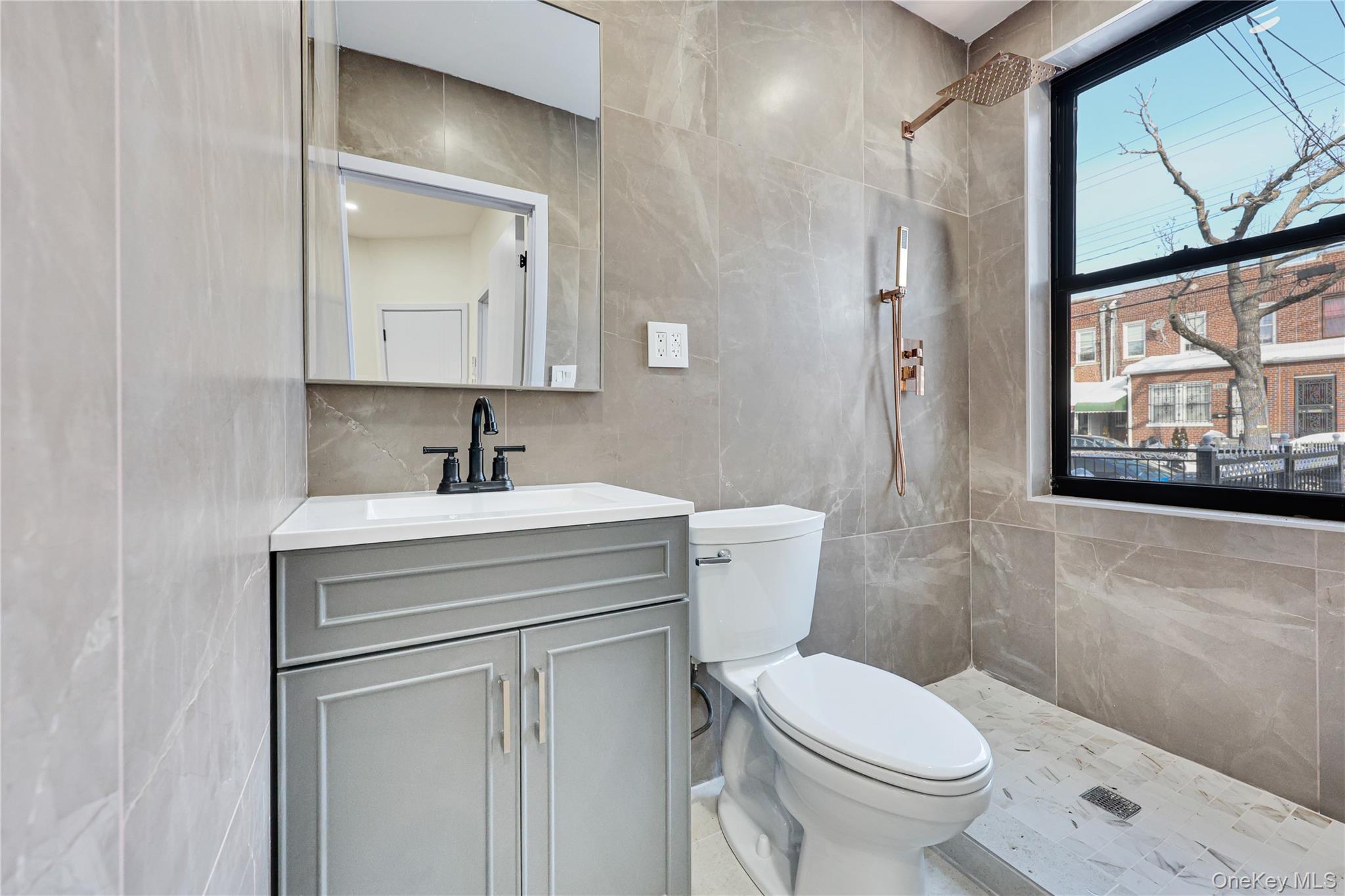 962 East 221st Street Bronx, NY 10469 - Photo 8 of 33