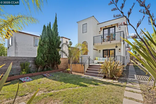 $1,850,000 | 627 59th Street, Oakland, CA 94609