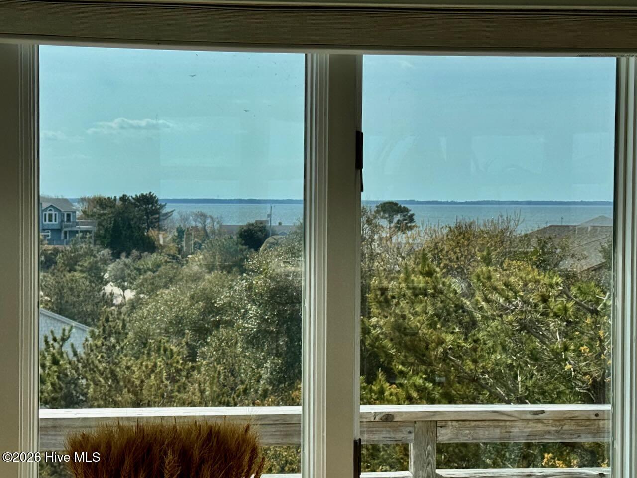 116 Snipe Court Duck, NC 27949 - Photo 46 of 49 Library - 5 of 7