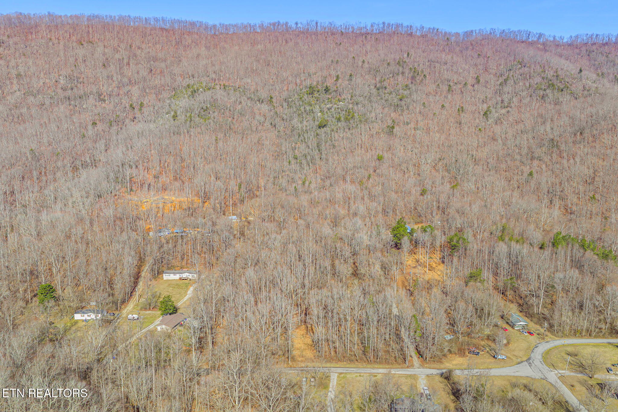 Bazel Road, Unit 63 00 Harriman, TN 37748 - Photo 2 of 8 3-web-or-mls-Bazel Road-3