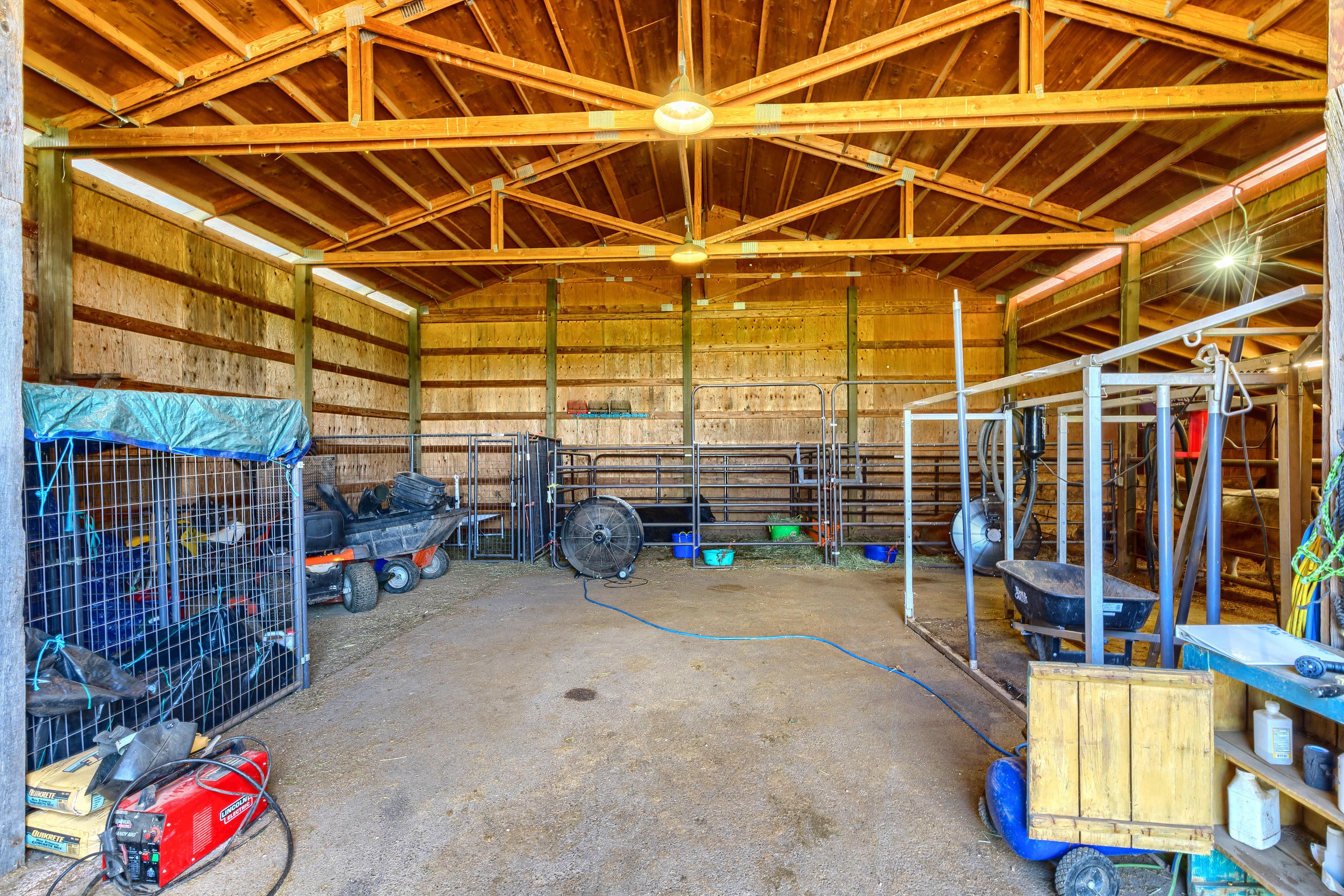 1350 Hammel Road Eagle Point, OR 97524 - Photo 2 of 40 HR(68)