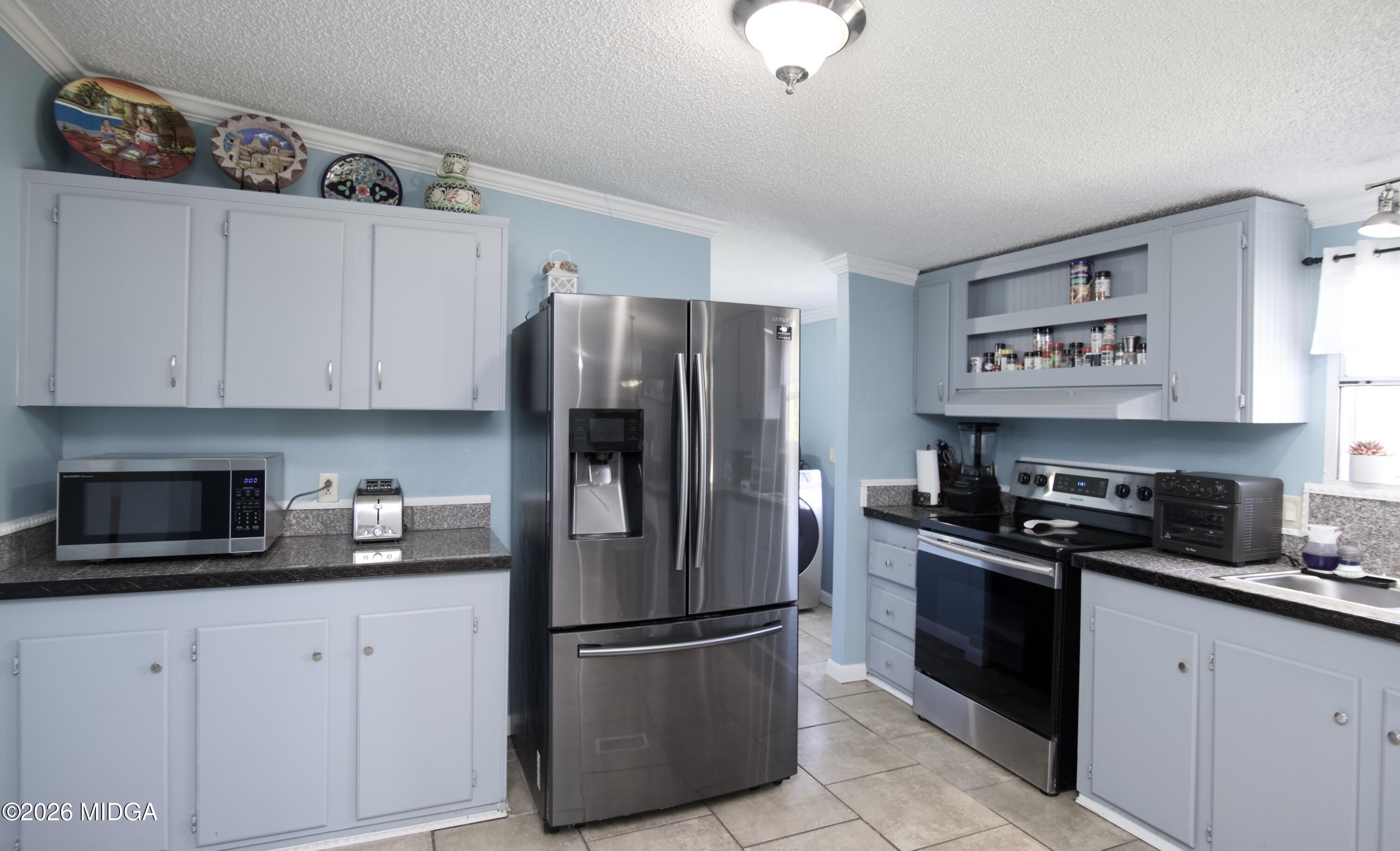 1945 Woolfolk Road Fort Valley, GA 31030 - Photo 6 of 29 IMG_4550 2