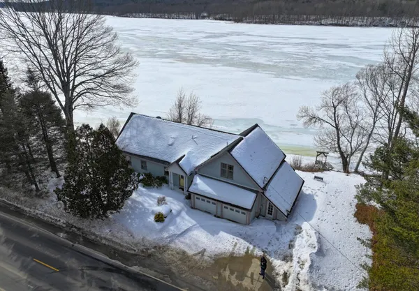 $795,000 | 381 Cedar Grove Road, Dresden, ME 04342