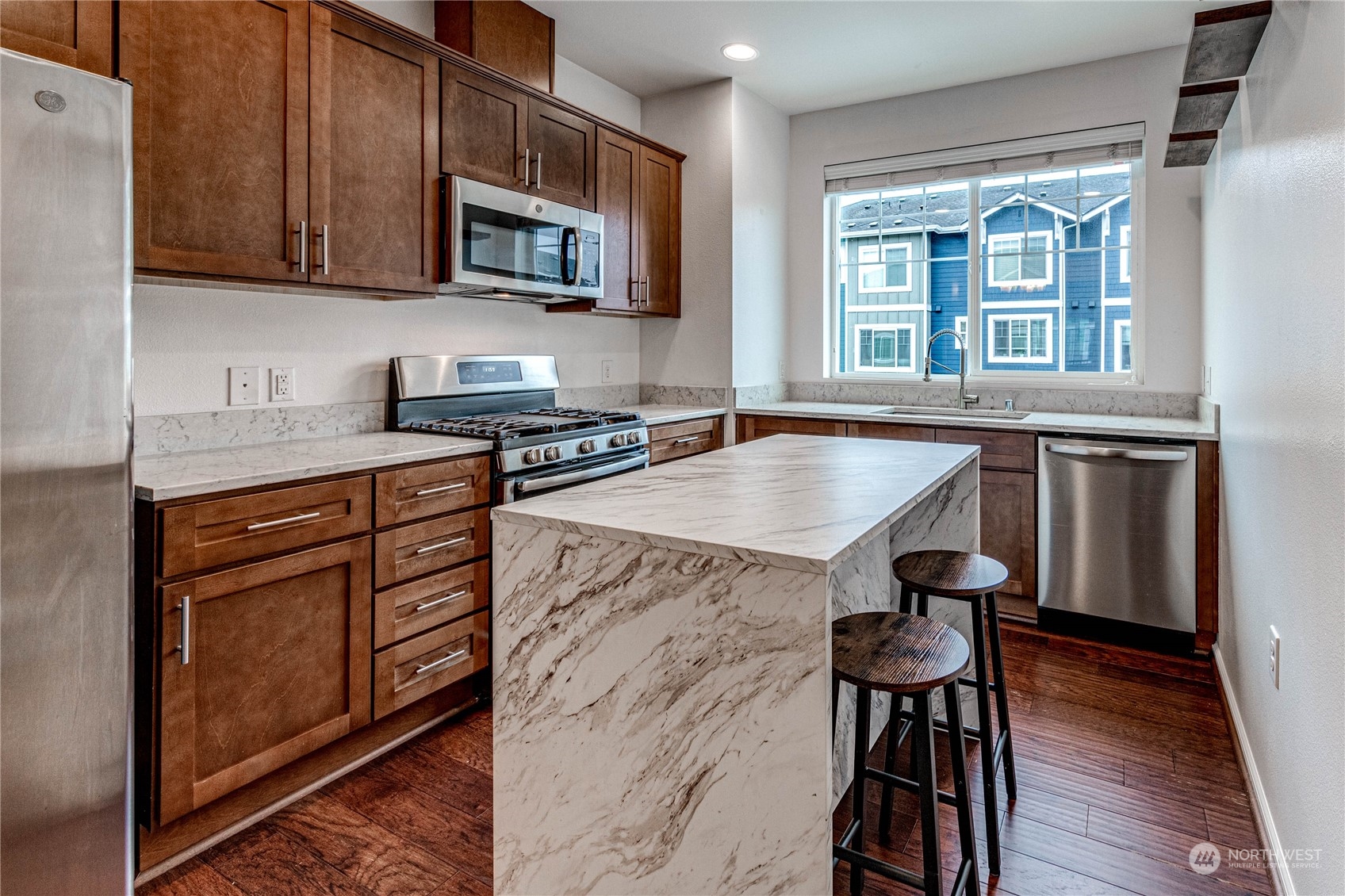 3439 31st Drive Everett, WA 98201 - Photo 10 of 33