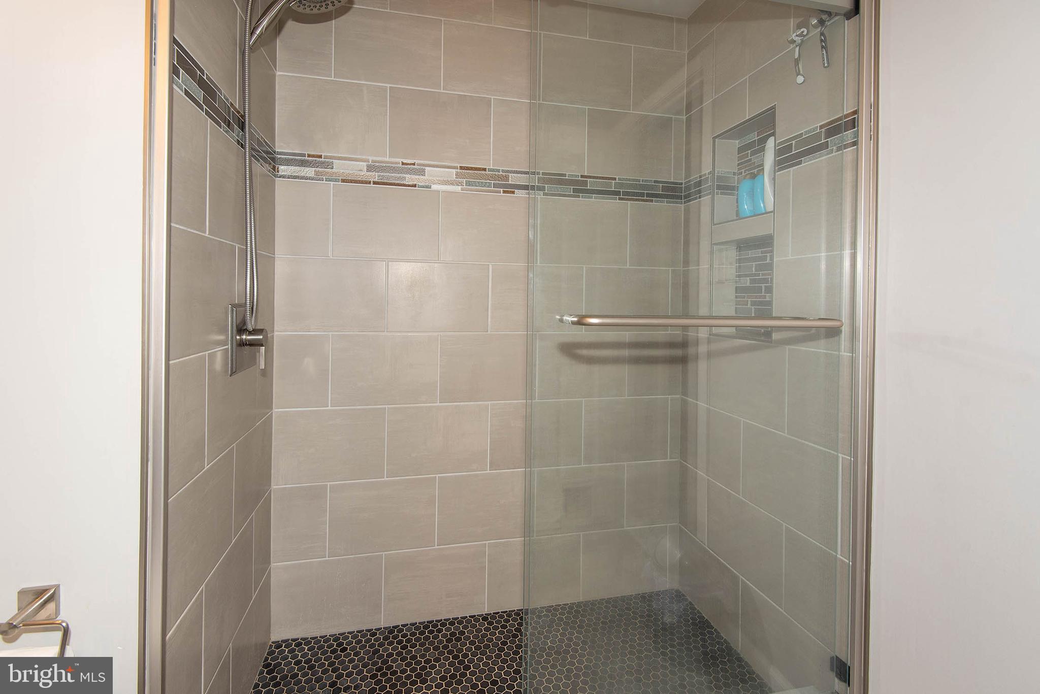8521 Summit Road Pasadena, MD 21122 - Photo 18 of 35 Gallery Image 18