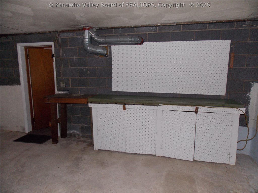 1905 Huber Road Charleston, WV 25314 - Photo 13 of 15 Gallery Image 13