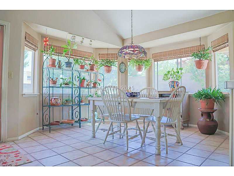 56 Reyburn Drive Henderson, NV 89074 - Photo 7 of 27 Property Photo.
