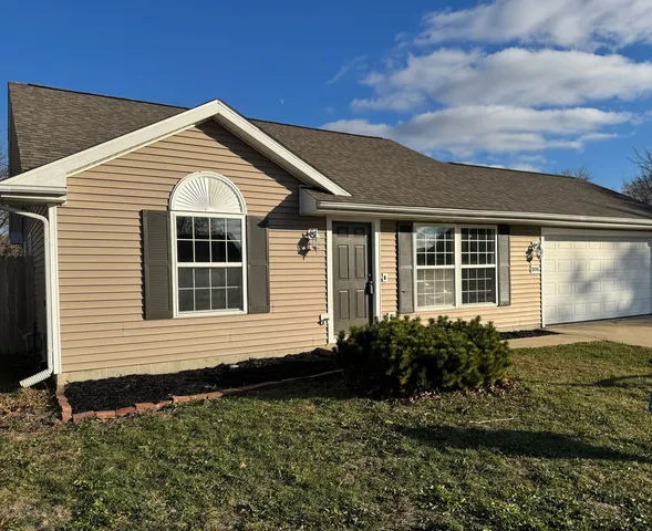 $195,000 | 806 South Sunny Lane, Urbana, IL 61802