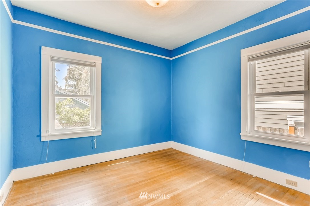 4207 Interlake Avenue North Seattle, WA 98103 - Photo 15 of 25 Gallery Image 15