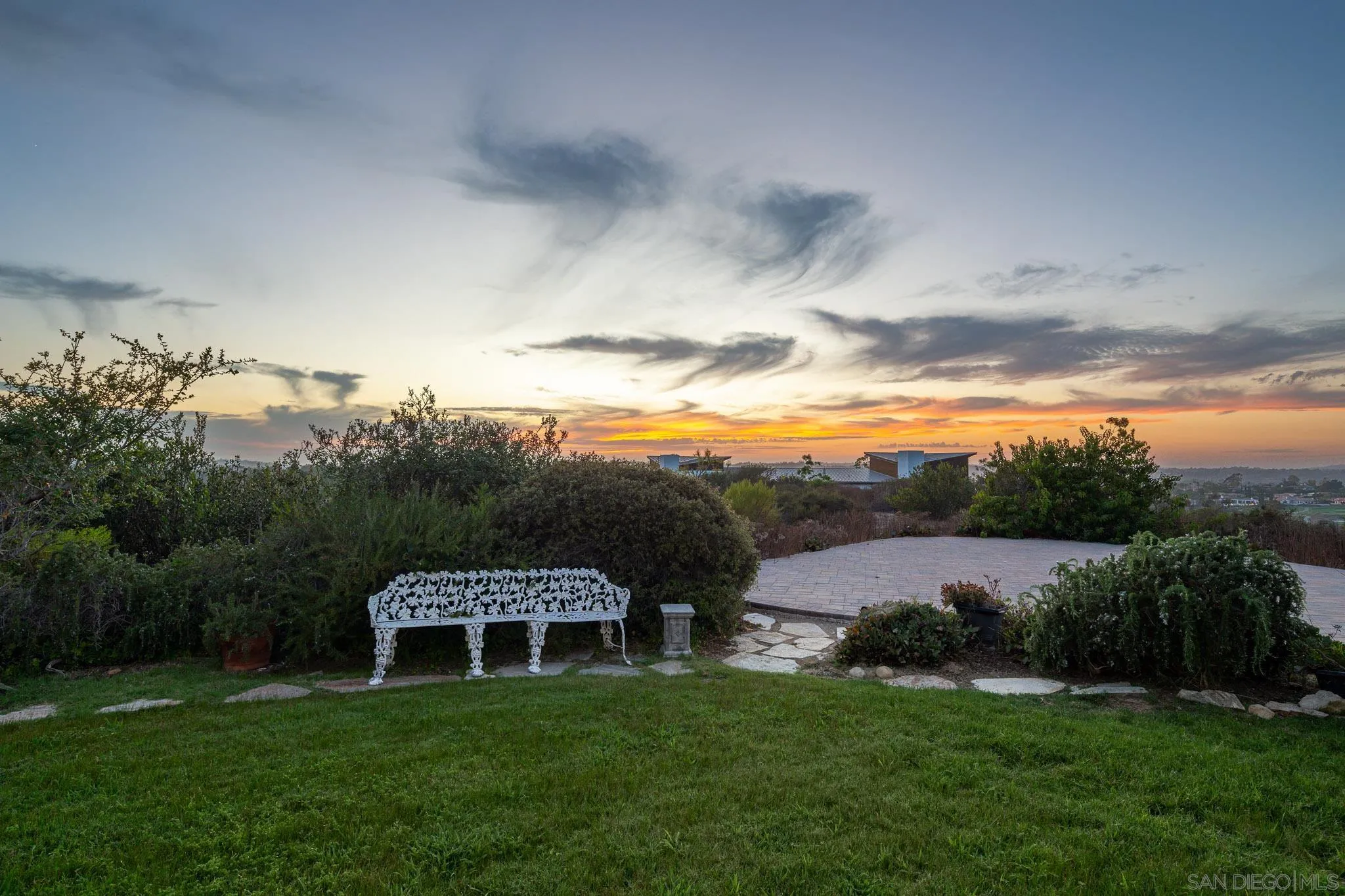 14858 Las Mananas Rancho Santa Fe, CA 92067 - Photo 45 of 61 Gallery Image 45