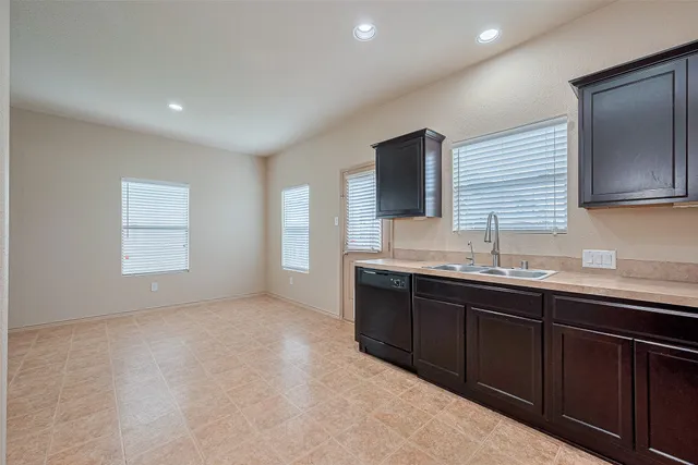 $1,950 | 1810 Emerson Ridge Drive, Spring, TX 77388