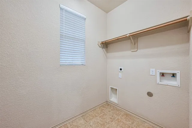 $1,950 | 1810 Emerson Ridge Drive, Spring, TX 77388