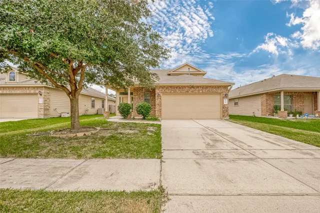 $1,950 | 1810 Emerson Ridge Drive, Spring, TX 77388