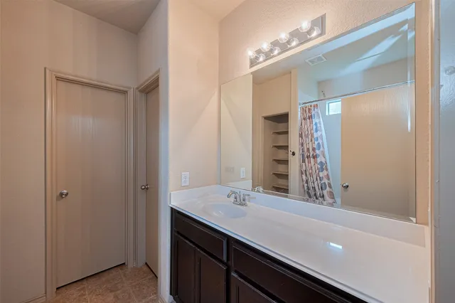 $1,950 | 1810 Emerson Ridge Drive, Spring, TX 77388