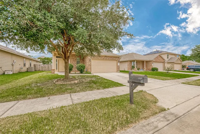 $1,950 | 1810 Emerson Ridge Drive, Spring, TX 77388