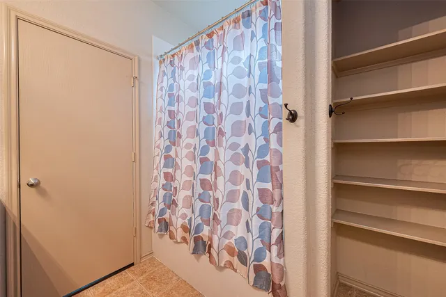 $1,950 | 1810 Emerson Ridge Drive, Spring, TX 77388