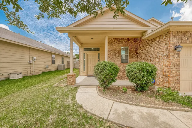 $1,950 | 1810 Emerson Ridge Drive, Spring, TX 77388
