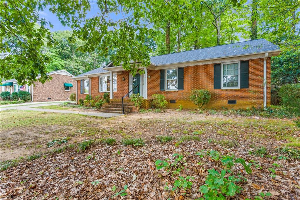 3507 Charing Cross Road Greensboro, NC 27455 - Photo 1 of 30 Gallery Image 1