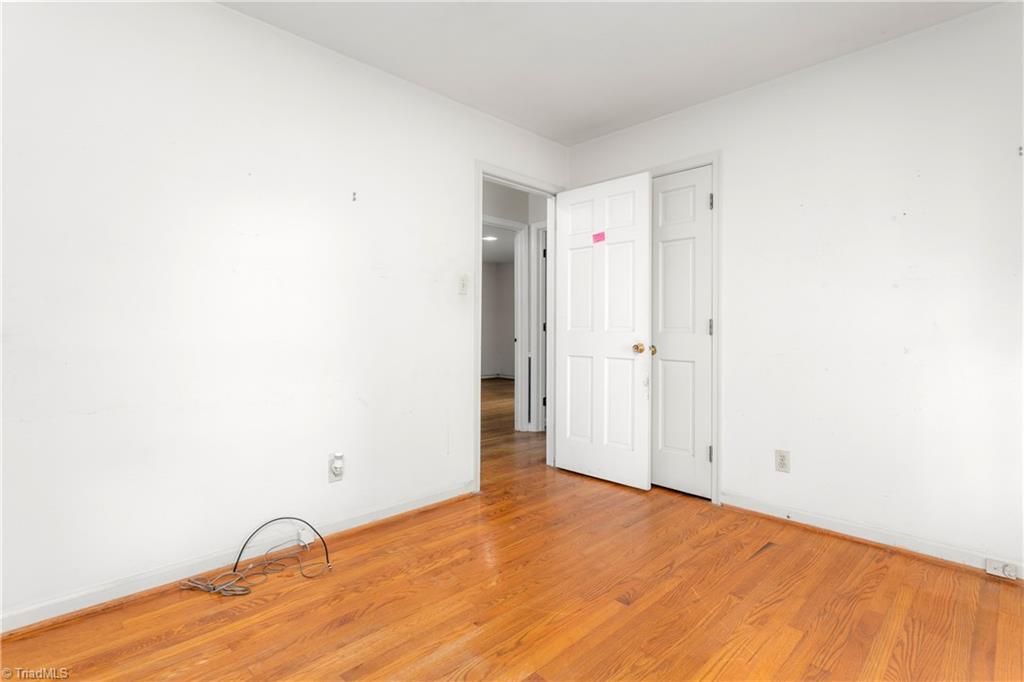3507 Charing Cross Road Greensboro, NC 27455 - Photo 19 of 30 Gallery Image 19