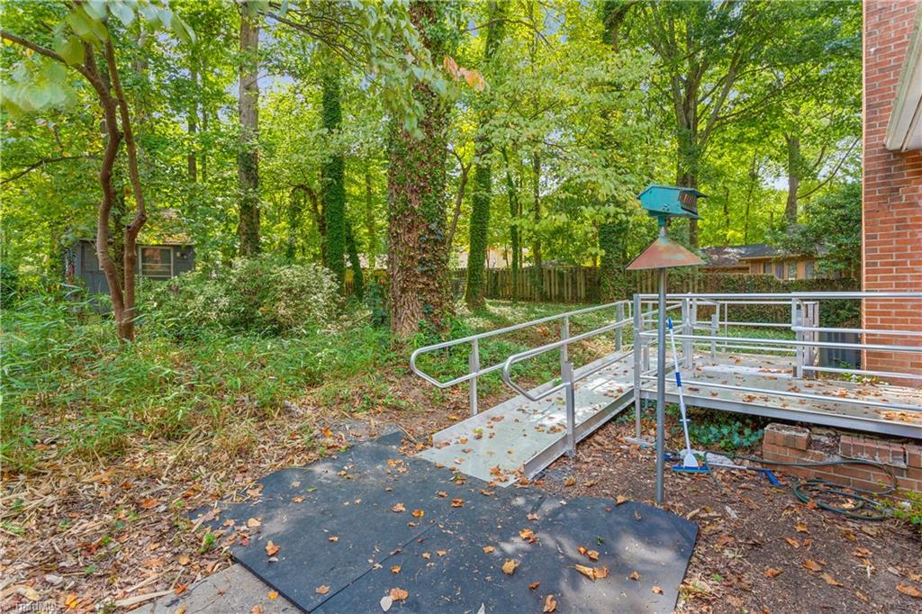 3507 Charing Cross Road Greensboro, NC 27455 - Photo 27 of 30 Gallery Image 27