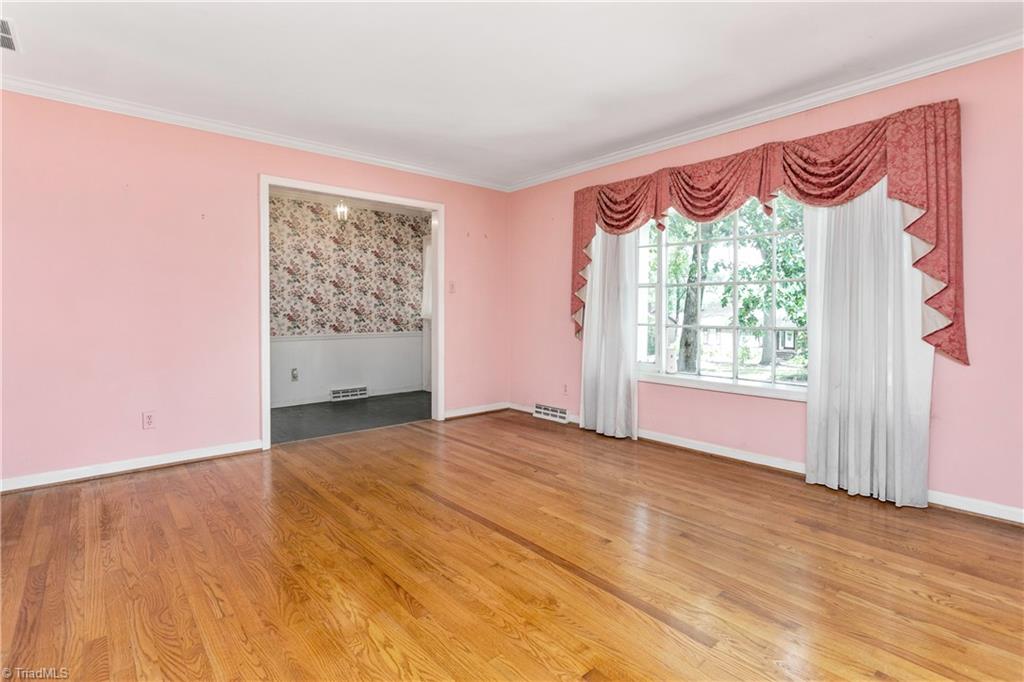 3507 Charing Cross Road Greensboro, NC 27455 - Photo 7 of 30 Gallery Image 7