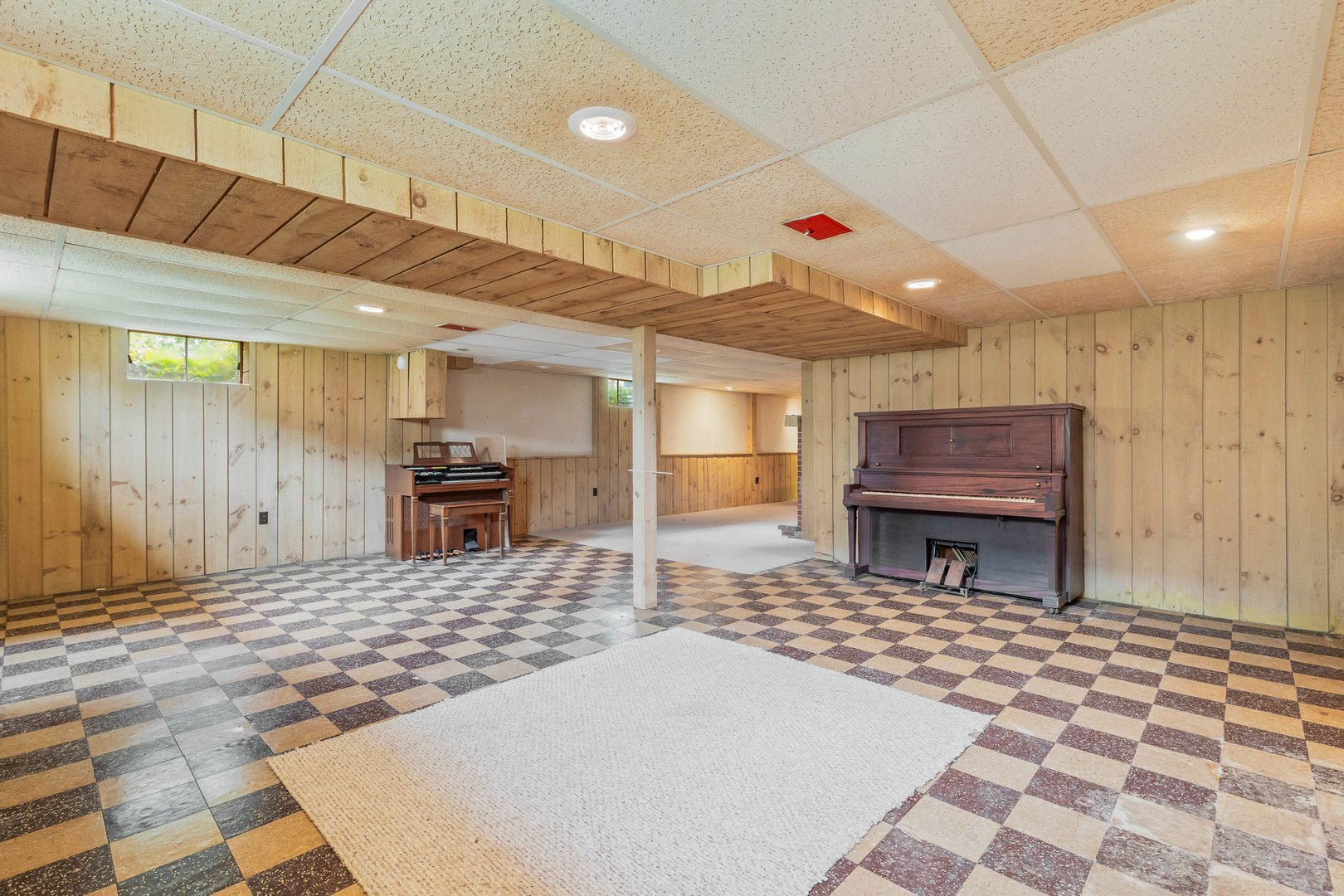 1025 Bode Road Elgin, IL 60120 - Photo 22 of 37 Gallery Image 22